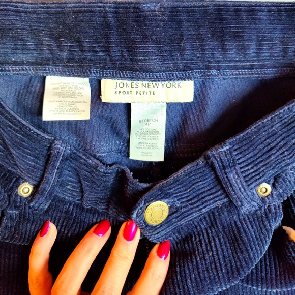 Women's petite Jones New York blue corduroy pants size 4P. - Picture 2 of 7